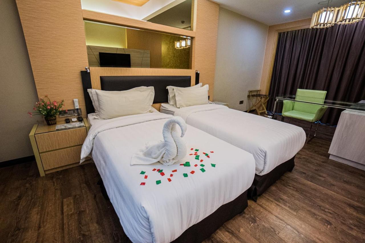 Jc Mark Hotel Bintulu Bagian luar foto