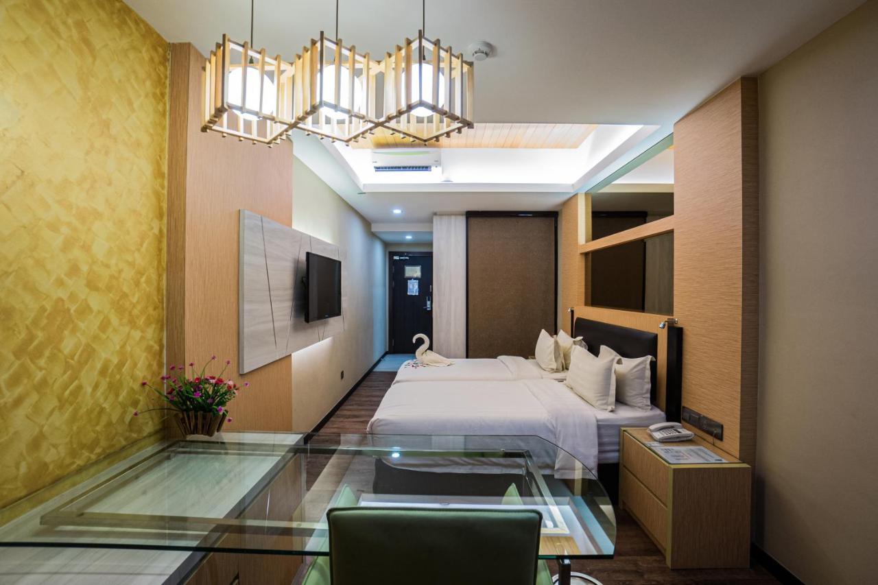Jc Mark Hotel Bintulu Bagian luar foto